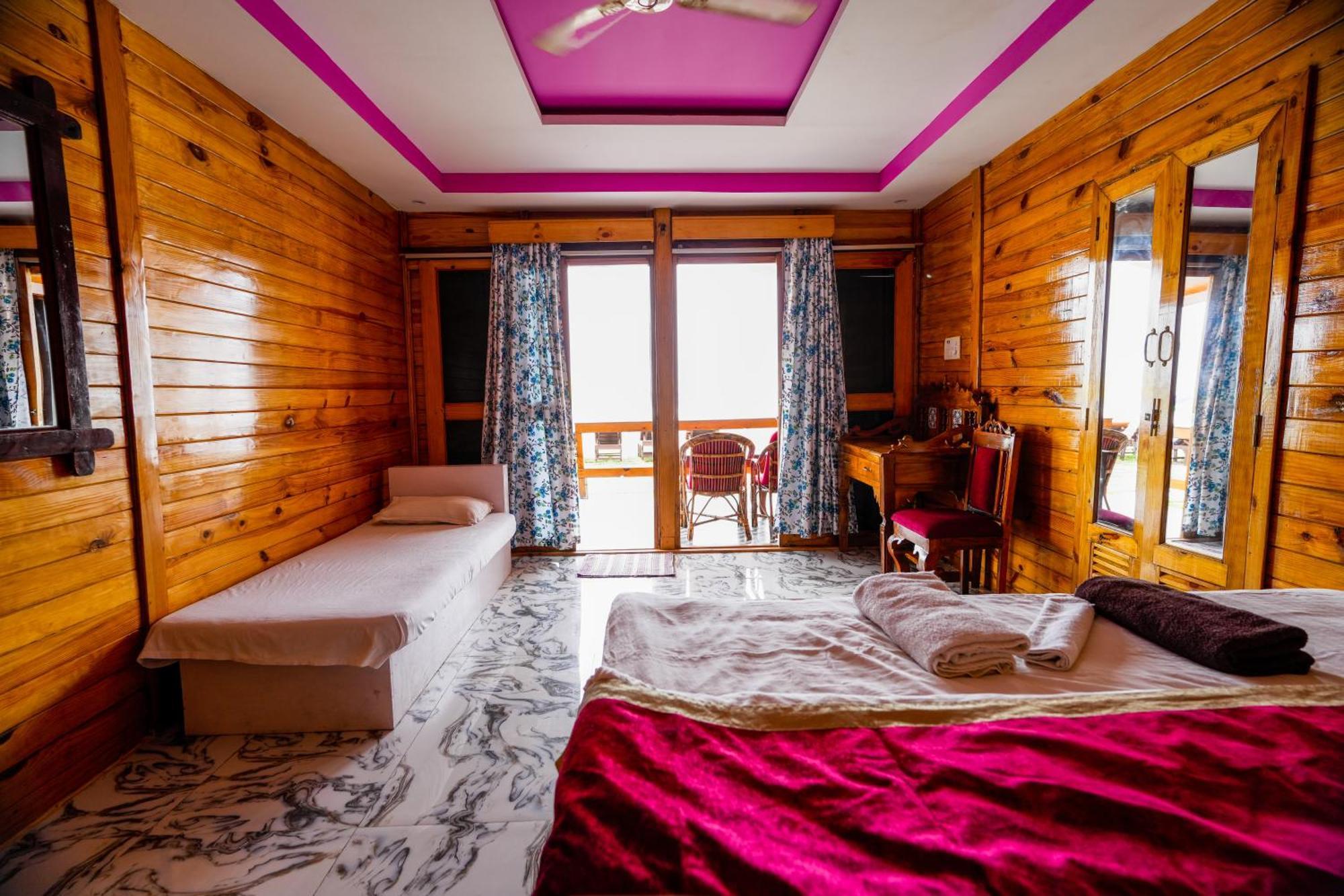 Om Sai Beach Resort Агонда Екстер'єр фото